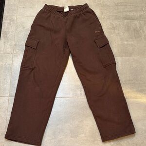 Aritzia Brown Cargo Pants